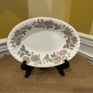 Roslyn Fine Bone China with Pink and Yellow Chrysanthemums Serving Bowl, 585